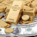 أسعار الذهب تسجل انخفاضا مع استقرار الدولار
