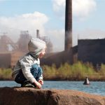 دراسة: تلوث الهواء يؤثر على تطور عقول الأطفال